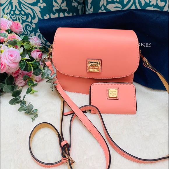 Dooney & Bourke Handbags - Dooney & Bourke Beacon Saddle Crossbody&Wallet